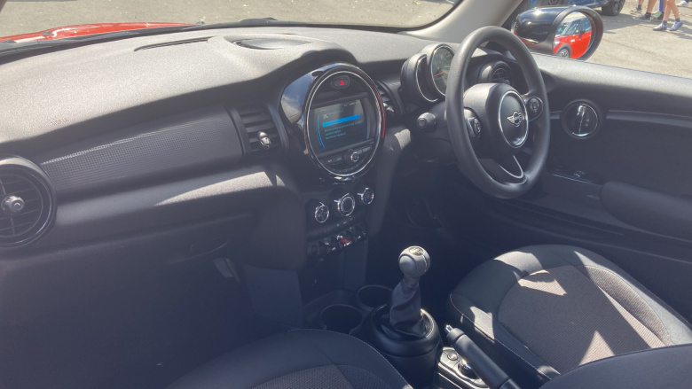 MINI Hatchback 1.5 Cooper Classic II 3dr Petrol Hatchback